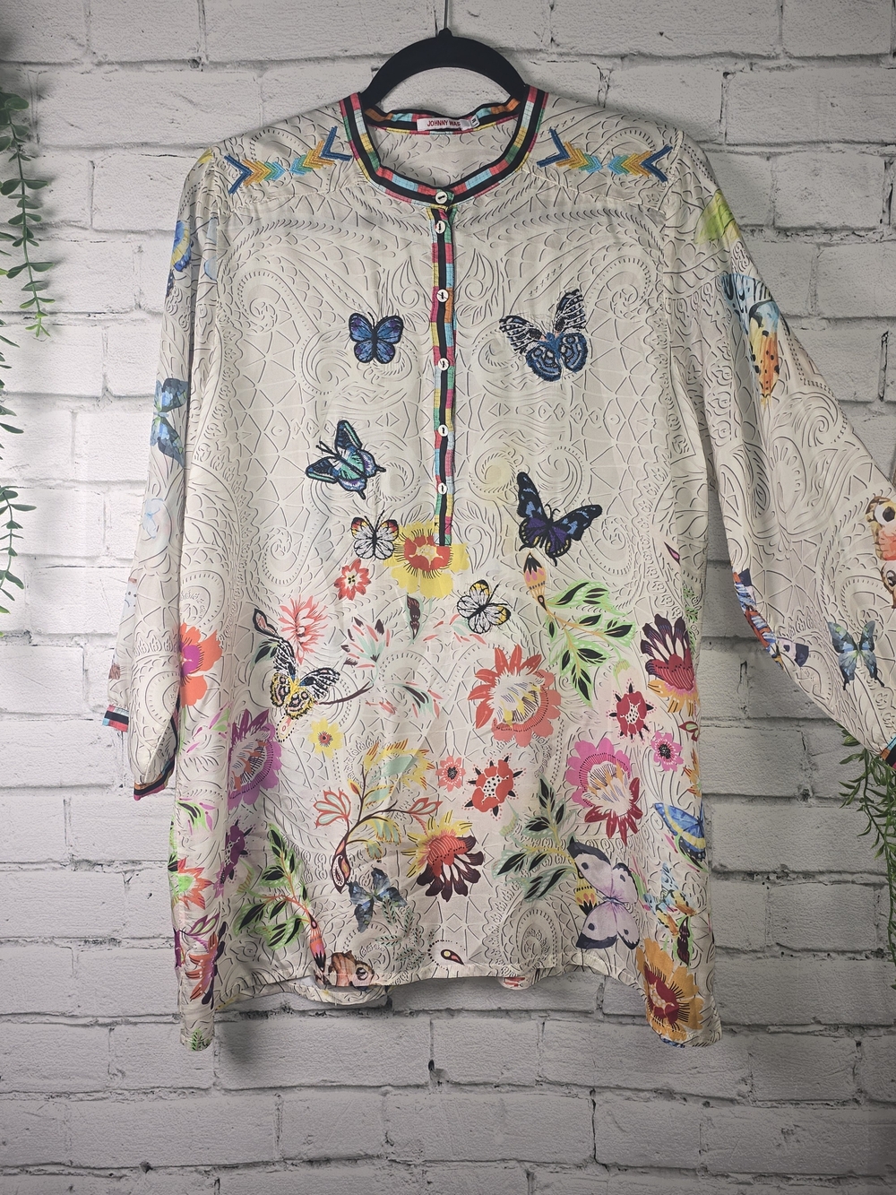 JOHNNY WAS KENDRA SILK TUNIC CREAM EMBROIDERD BUTTERFLIES FLORAL WOMENS MED - Picture 1 of 16
